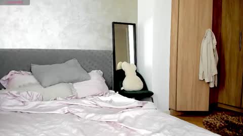 Nico online show from September 24, 7:59 am