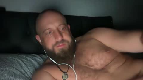 blue_eyes247 online show from June 26, 10:21 am