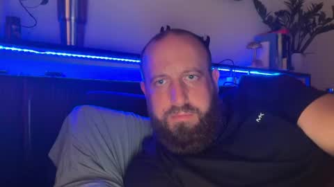 blue_eyes247 online show from June 19, 2:50 am