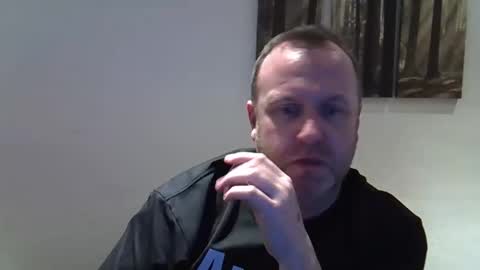 blue_eyes_paul online show from April 8, 2:14 am