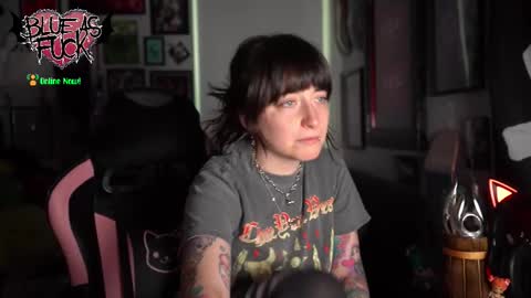 Blue online show from March 18, 1:22 am