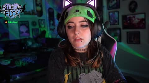 Blue online show from January 5, 5:41 am