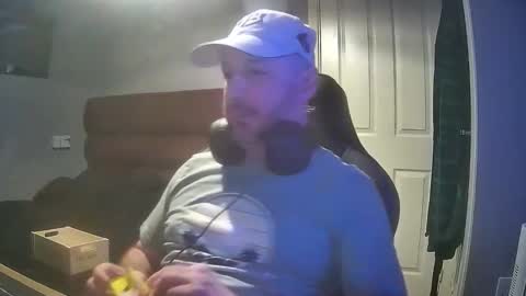 bluebirdflame1 online show from March 19, 10:04 pm