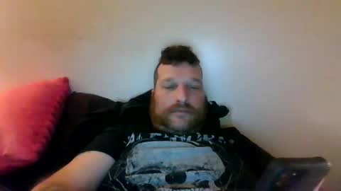 bluedemoneyes1986 online show from March 5, 1:42 am