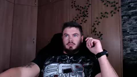 blueeyeboy0 online show from July 30, 8:15 am