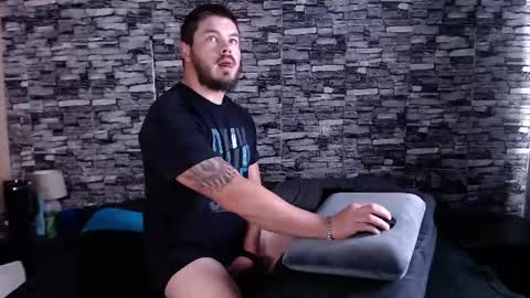 blueeyeboy0 online show from July 9, 12:42 pm