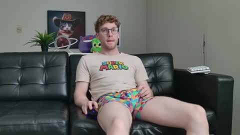 blueeyedtallguy online show from September 22, 7:07 pm