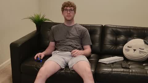 blueeyedtallguy online show from September 13, 2:36 am