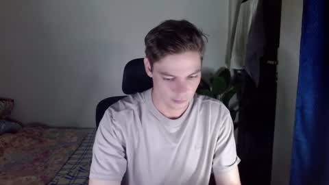 blueeyedboyisasia online show from July 26, 3:20 pm