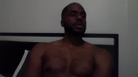 bluffin_mcmuffin online show from November 18, 9:51 pm