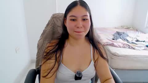  Hey guysI am BrendaWelcome my room online show from February 23, 8:33 pm