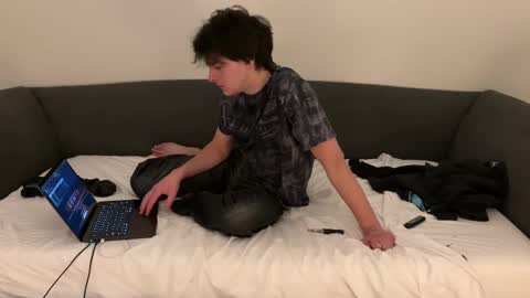 BluSky online show from February 18, 2:05 am