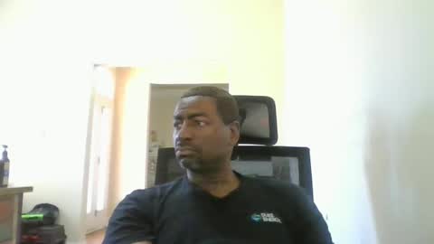 Snapshot of bluuthunder1914 chatting on September 17, 5:05 pm bluuthunder1914 online show from September 17, 5:05 pm