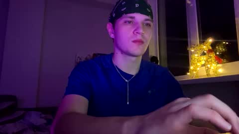 bob_bucks online show from February 1, 9:12 pm