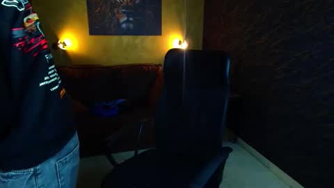 BodhiHayes online show from March 20, 6:07 am