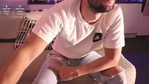 boiteasex online show from July 14, 5:23 am