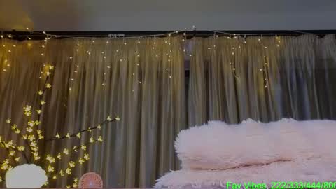 Bomb Ass online show from December 21, 1:45 am