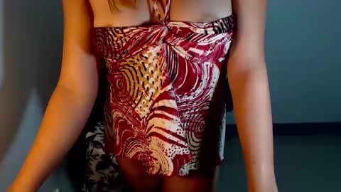 bombshell_seinnax online show from February 23, 3:24 am