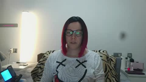 Lucy online show from April 1, 4:26 pm