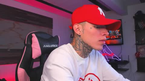 becky online show from November 24, 8:07 pm