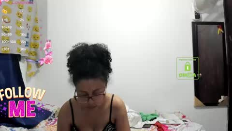 bonnie lam  hello welcome to my room I hope you have fun and you can reach your maximum pleasure here with me online show from July 29, 4:12 am