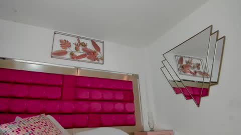   online show from March 6, 11:48 pm