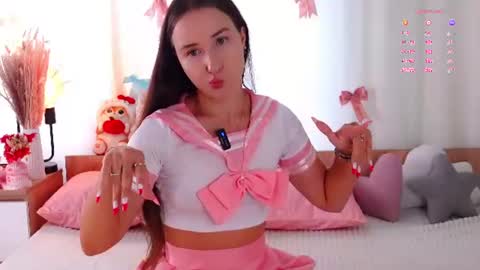 Emma online show from June 15, 1:08 am