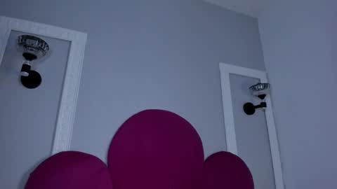 Bonnie online show from September 10, 2:40 pm