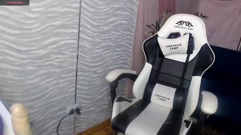 bonny_klyde95 online show from February 26, 8:17 am