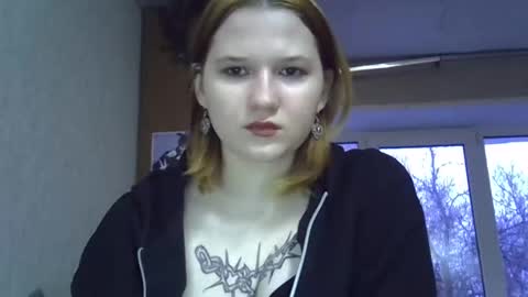 bony_may4 online show from February 23, 2:46 pm