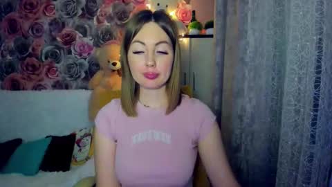 Mira online show from February 5, 8:57 pm