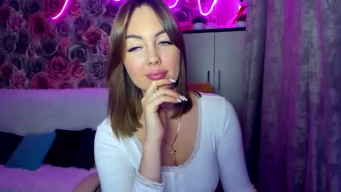 Mira online show from February 12, 8:29 pm