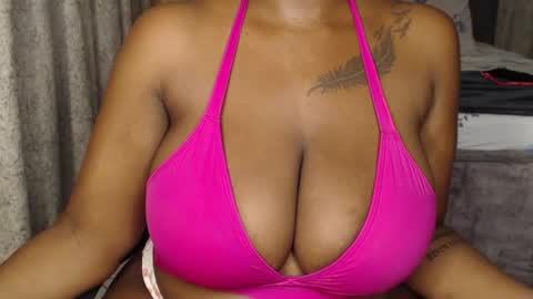 booby_candy online show from June 18, 1:44 am