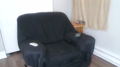 Snapshot of boogieflexxx chatting on October 15, 1:56 pm boogieflexxx online show from October 15, 1:56 pm
