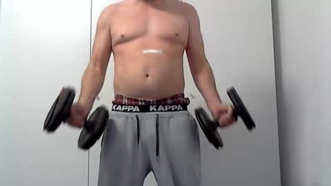 boopye online show from December 18, 7:25 am