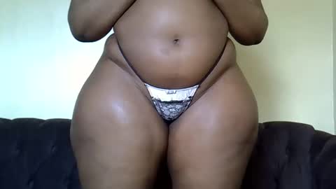 bootieshakess online show from November 30, 10:33 am