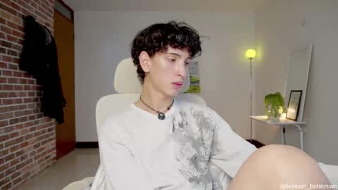 Snapshot of boream_ chatting on October 18, 1:37 pm Bream online show from October 18, 1:37 pm