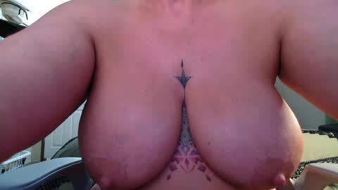 BoredCountryGirl online show from June 13, 4:45 am