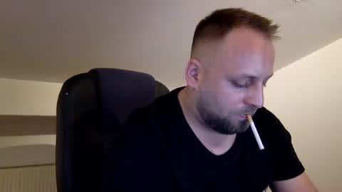 hugo online show from June 28, 1:01 am