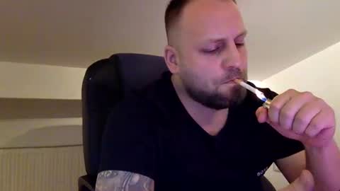 hugo online show from July 15, 4:51 am