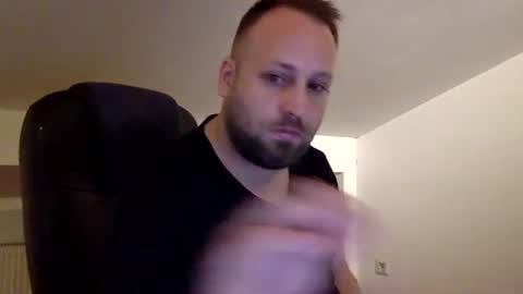 hugo online show from July 17, 11:50 pm