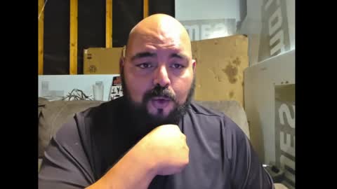 bossdeuce420 online show from April 1, 6:14 am