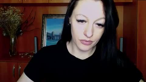 Lara online show from January 10, 1:16 pm