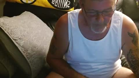 bostonguy1969 online show from July 6, 5:04 am