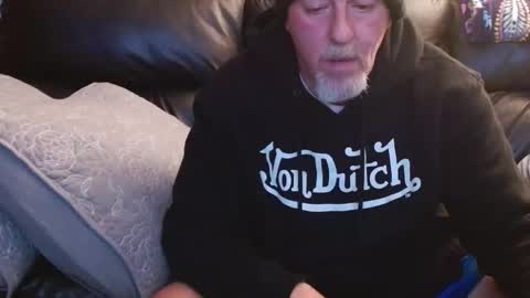 bostonguy1969 online show from December 23, 5:02 am