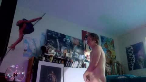 Bottomboo7 online show from December 17, 2:13 pm