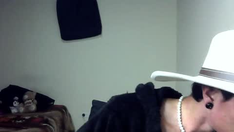 Boy Astro online show from January 6, 12:02 pm