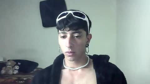 Boy Astro online show from January 18, 12:36 pm