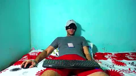 boy_horny_dirty online show from January 10, 3:23 am