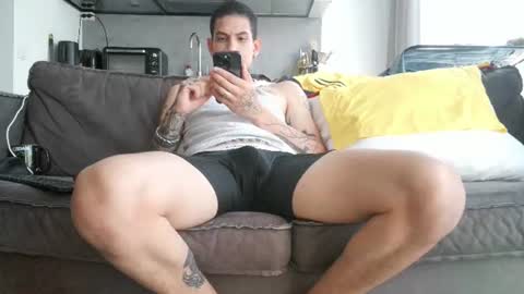 boy_master5 online show from June 11, 6:22 am